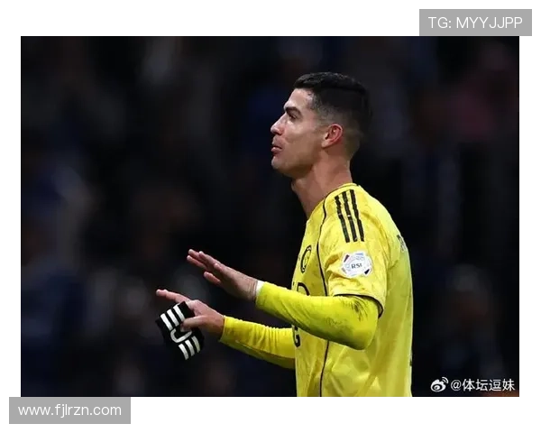 C罗助力球队迎接关键挑战，领袖气质在比赛中展现无遗