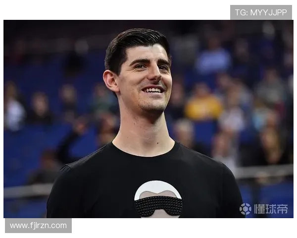 库尔图瓦三夺萨莫拉奖与门将冲击金球奖的上限分析