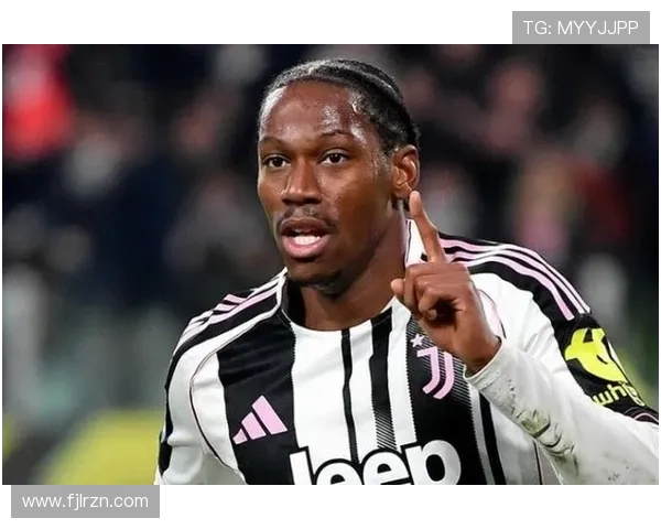 乔纳森·戴维:从新星到头号射手的成长轨迹与责任担当解析 乔纳森·戴维:从新星到头号射手的成长轨迹与责任担当解析